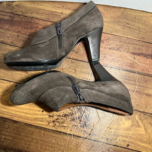 Clarks Artisan Brown Suede Zip Up Heels 32629 Women's US 8.5M - Picture 5 of 6